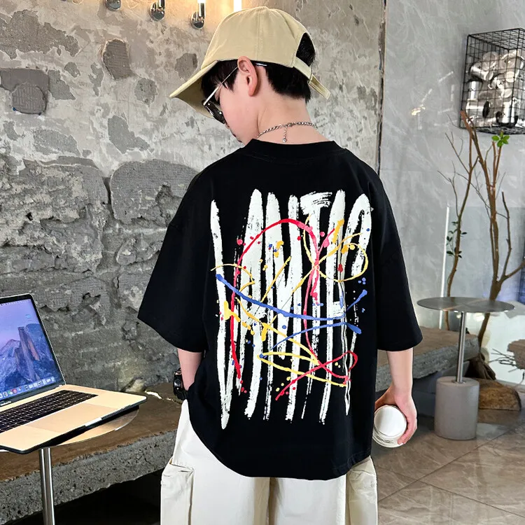 【110-180】3色選べる 人気新作  かっこいい 落書き アルファベット キッズ 男の子 半袖 トップス
