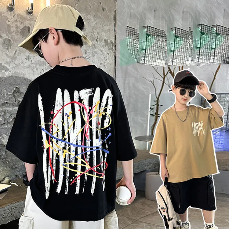 【110-180】3色選べる 人気新作  かっこいい 落書き アルファベット キッズ 男の子 半袖 トップス
