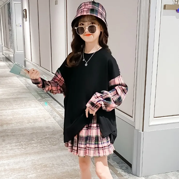 【110-160】好感度アップ 帽子付き チェック柄 切り替え パーカー＋プリーツスカート 秋 子供服 女の子 セットアップ