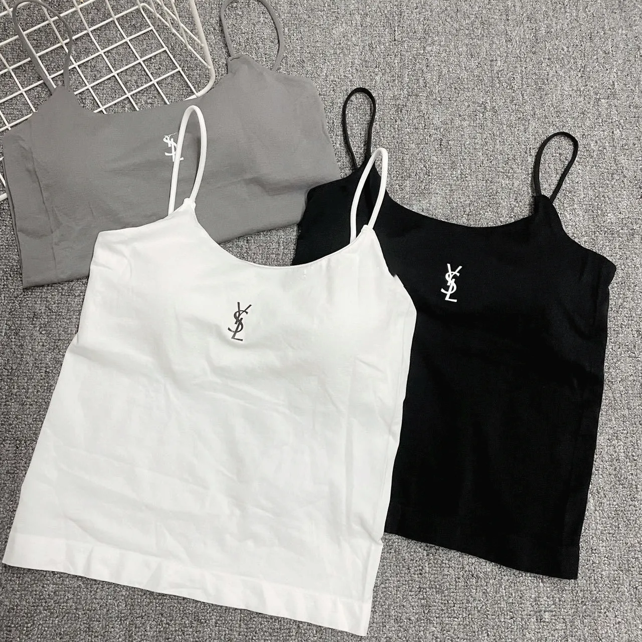 G*n様 【新品】イヴ・サンローラン✴︎ミントグリーン フレアスカート サーキュ Thumbnail-837532Y115W9350_A.