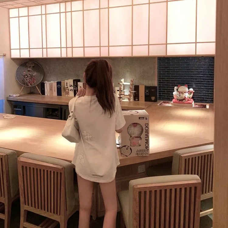 合わせやすい 質感のいい プリントファッション 2色選べる ゆったり 夏 オーバーサイズ 通気性 快適 Ｔシャツ