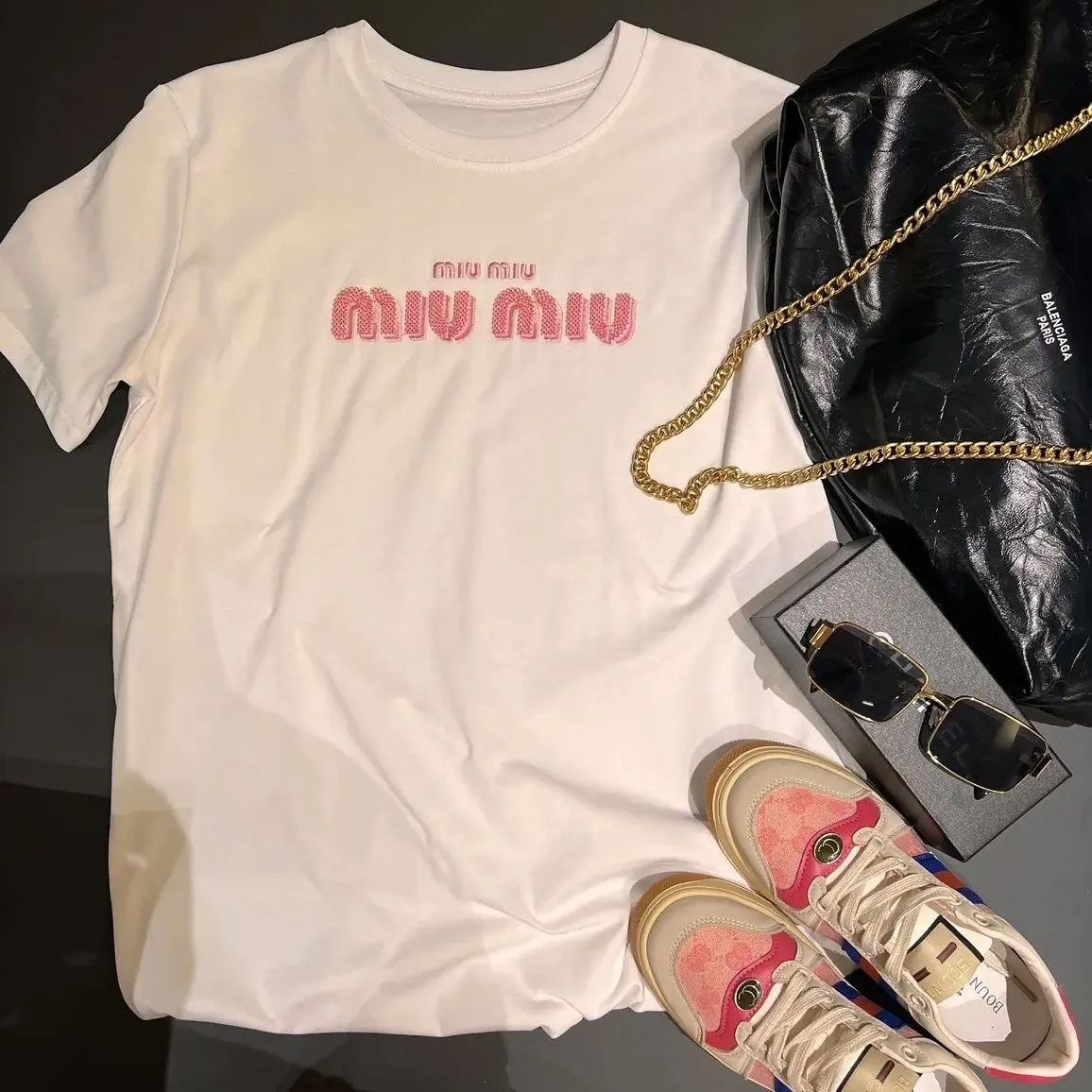 期間限定 上質 日常 シンプル 通気性 アルファベット ゆったり 快適 合わせやすい Ｔシャツ
