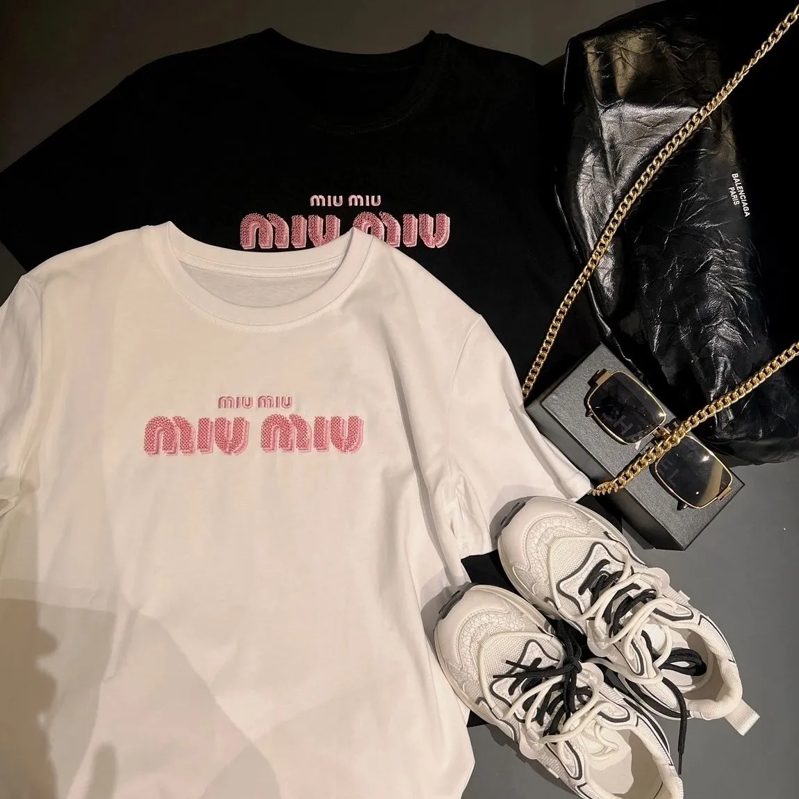 期間限定 上質 日常 シンプル 通気性 アルファベット ゆったり 快適 合わせやすい Ｔシャツ