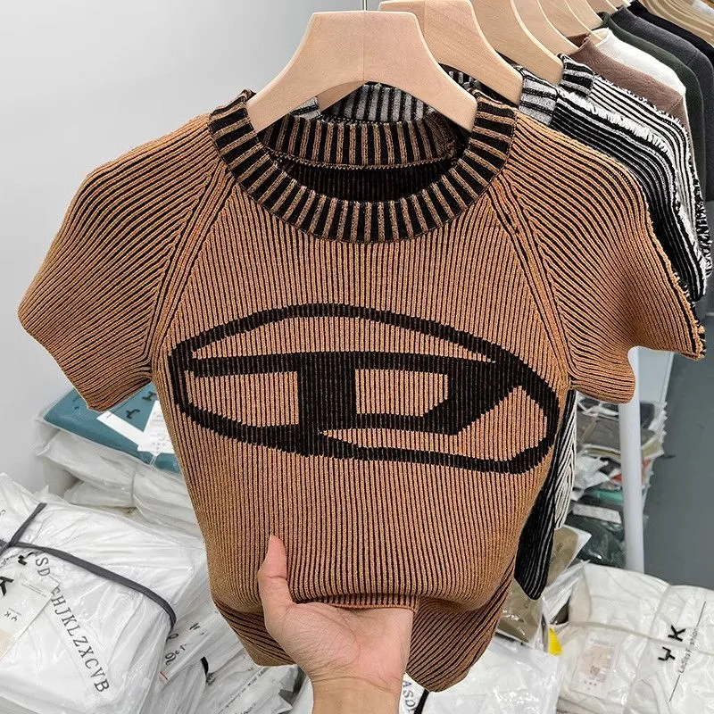 買わないと損 人気爆発中 エレガント ニット 3色選べる アルファベット 夏 Ｔシャツ