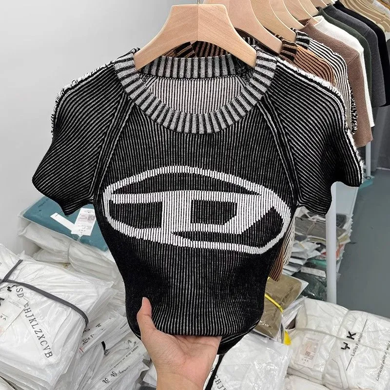 買わないと損 人気爆発中 エレガント ニット 3色選べる アルファベット 夏 Ｔシャツ
