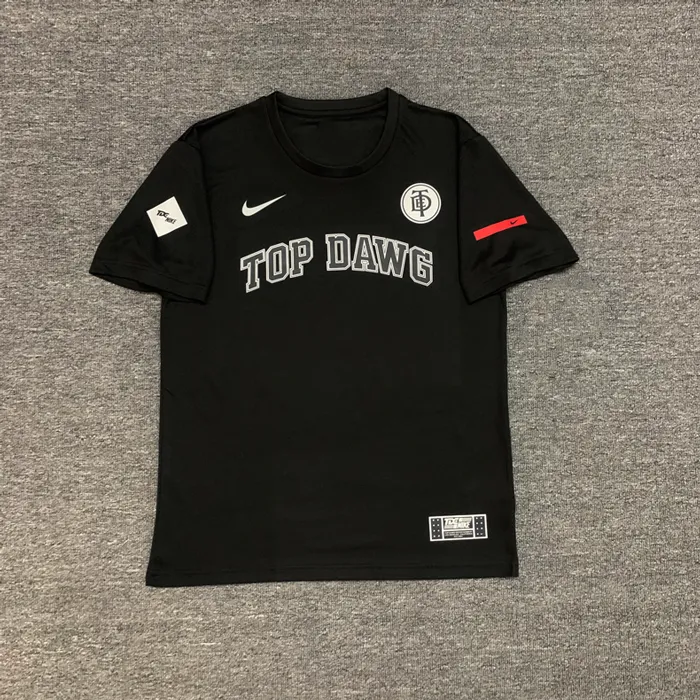 期間限定 新作 見逃し厳禁 スポーツ 通気性 着心地いい 絶対カッコイイ 着せやすい Tシャツ