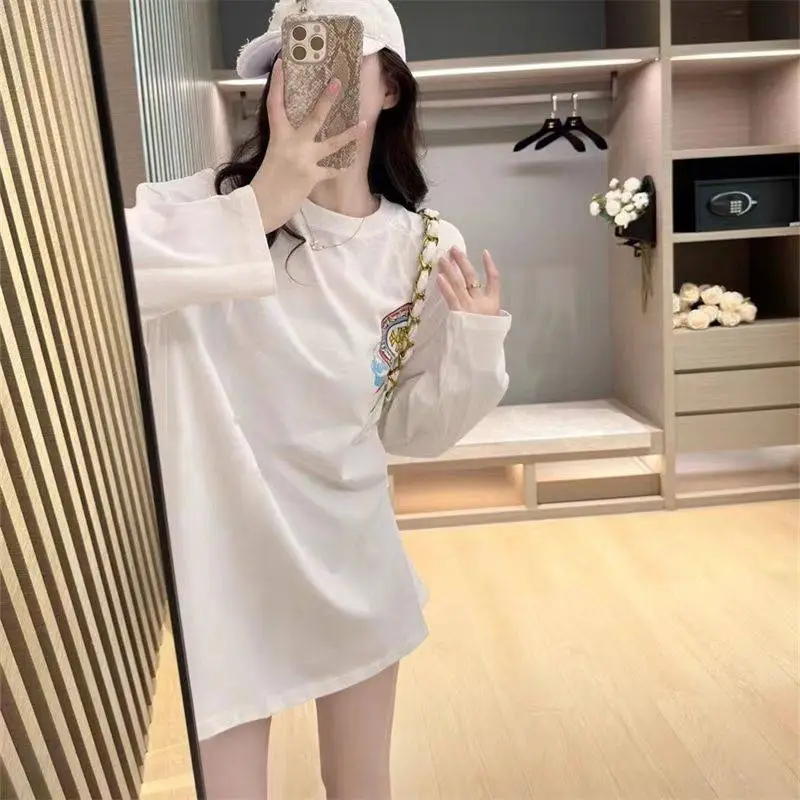 組み合わせやすい 美人度アップ 女子マスト デザイン満点 シンプル カジュアル 長袖 Ｔシャツ
