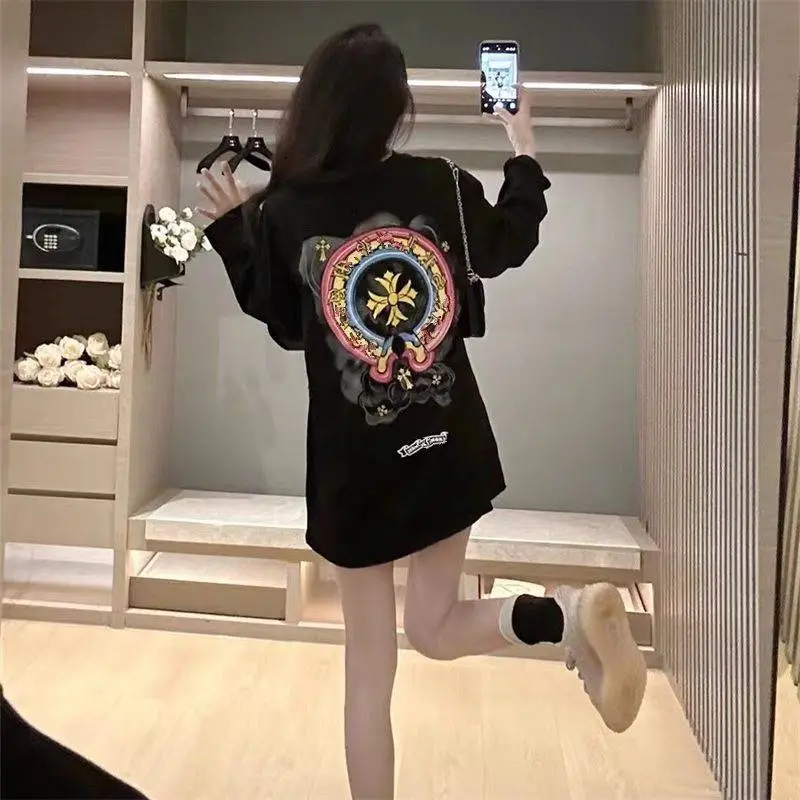 組み合わせやすい 美人度アップ 女子マスト デザイン満点 シンプル カジュアル 長袖 Ｔシャツ