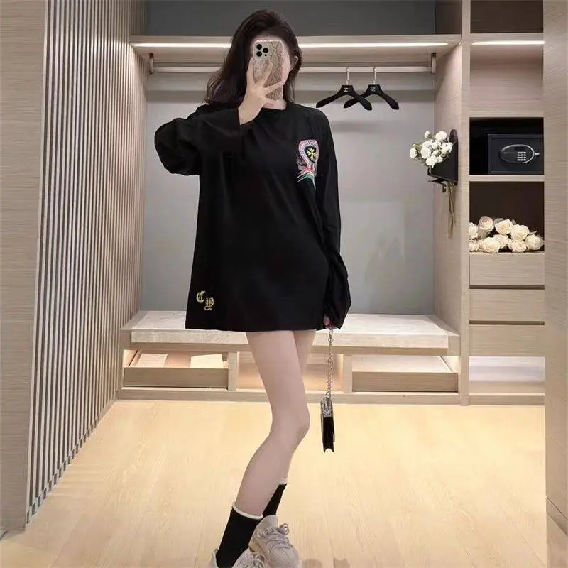 組み合わせやすい 美人度アップ 女子マスト デザイン満点 シンプル カジュアル 長袖 Ｔシャツ