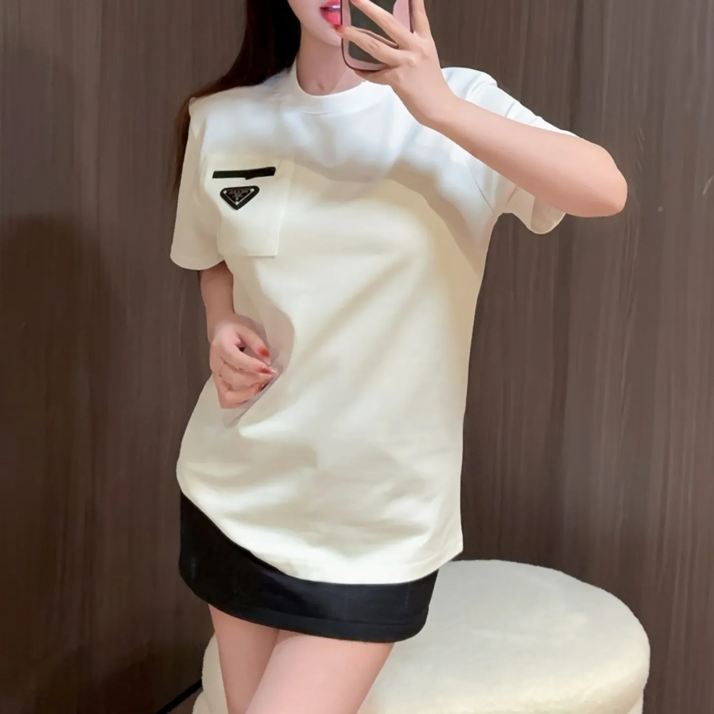 『S-L』目立つ 気質満点 リラックス クール おしゃれ スリム 動きやすい Tシャツ