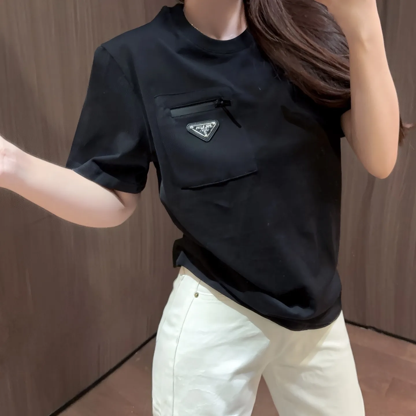 『S-L』目立つ 気質満点 リラックス クール おしゃれ スリム 動きやすい Tシャツ