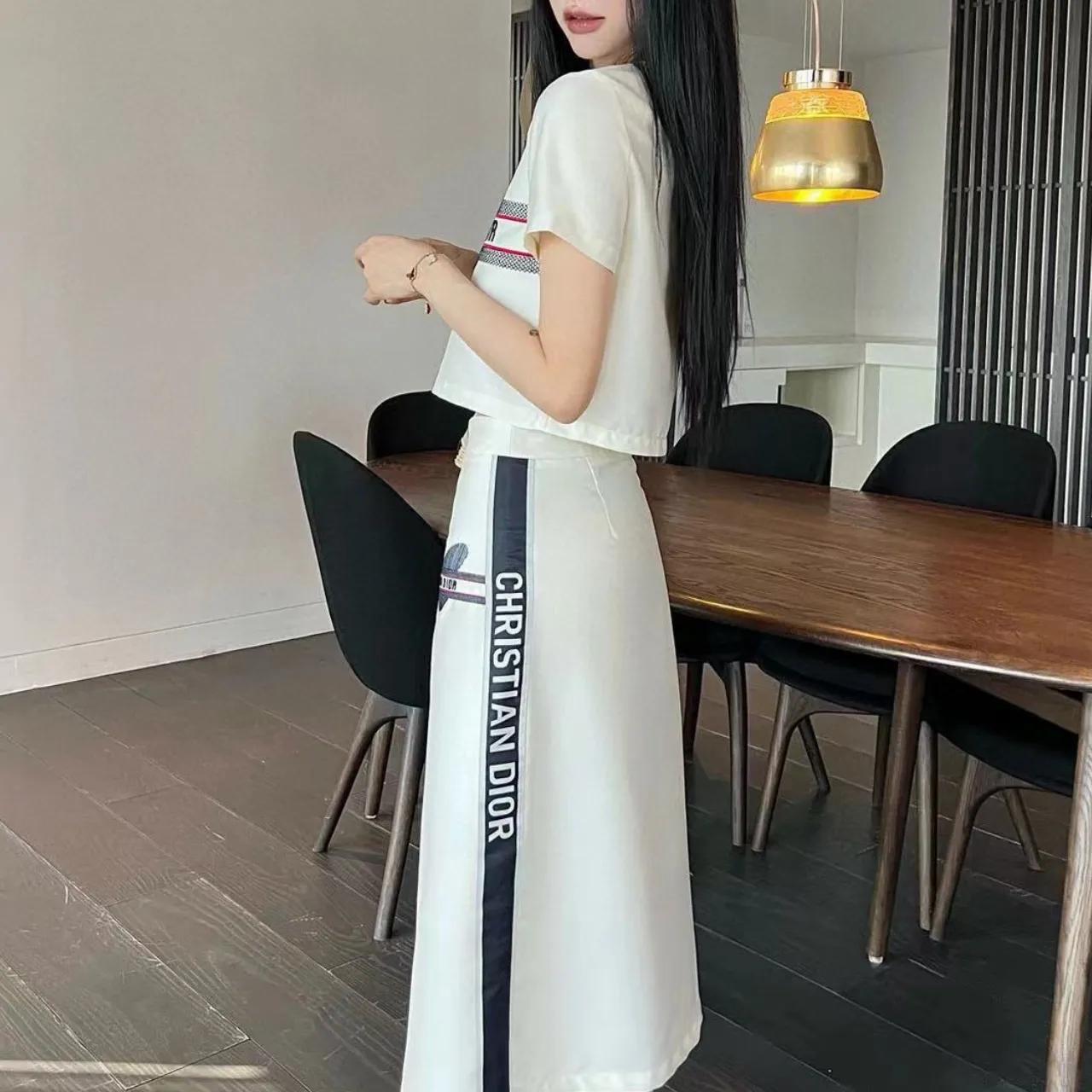 『S-L』魅力的 気質満点 スタイリッシュ ミニマリスト Tシャツ ロングスカート
