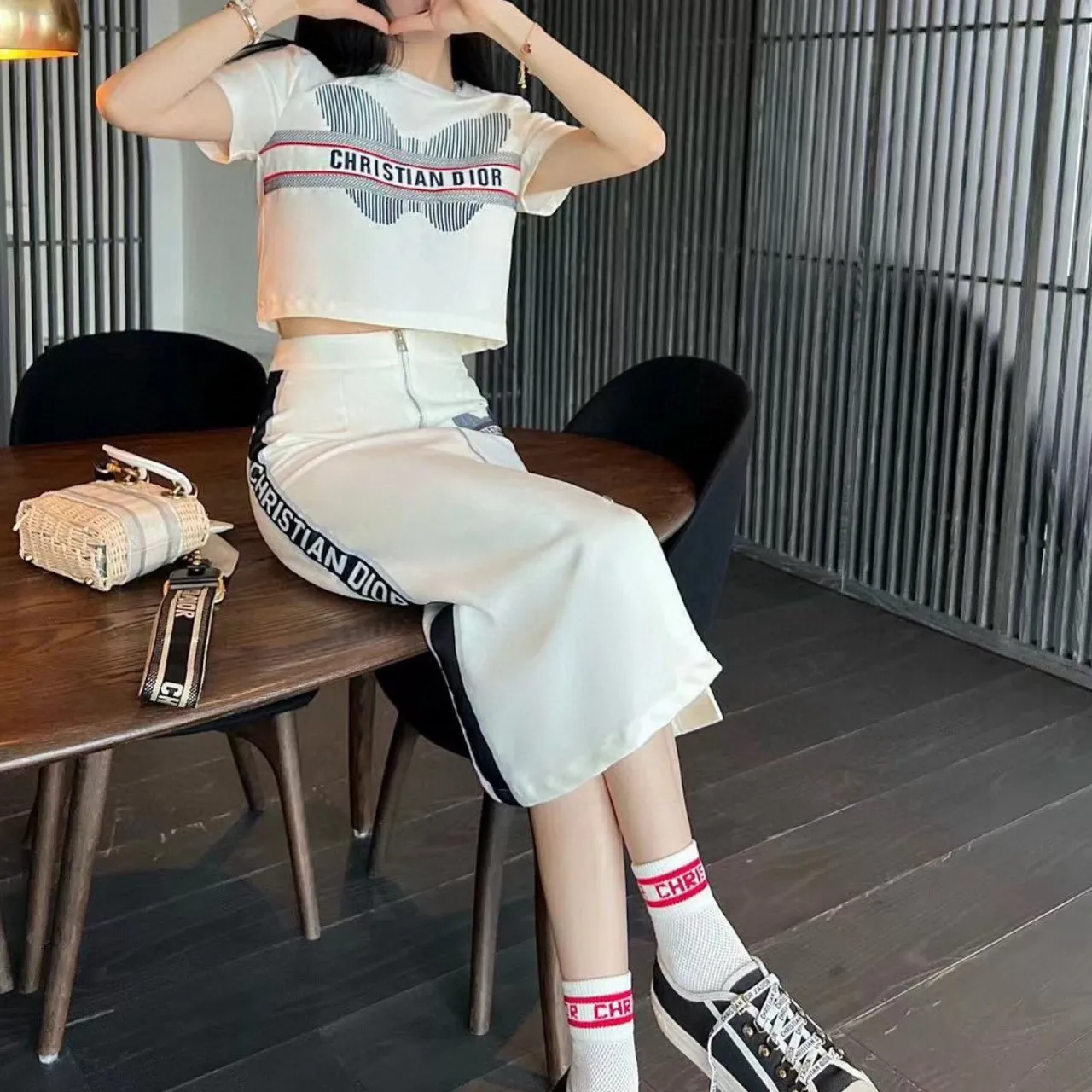 『S-L』魅力的 気質満点 スタイリッシュ ミニマリスト Tシャツ ロングスカート