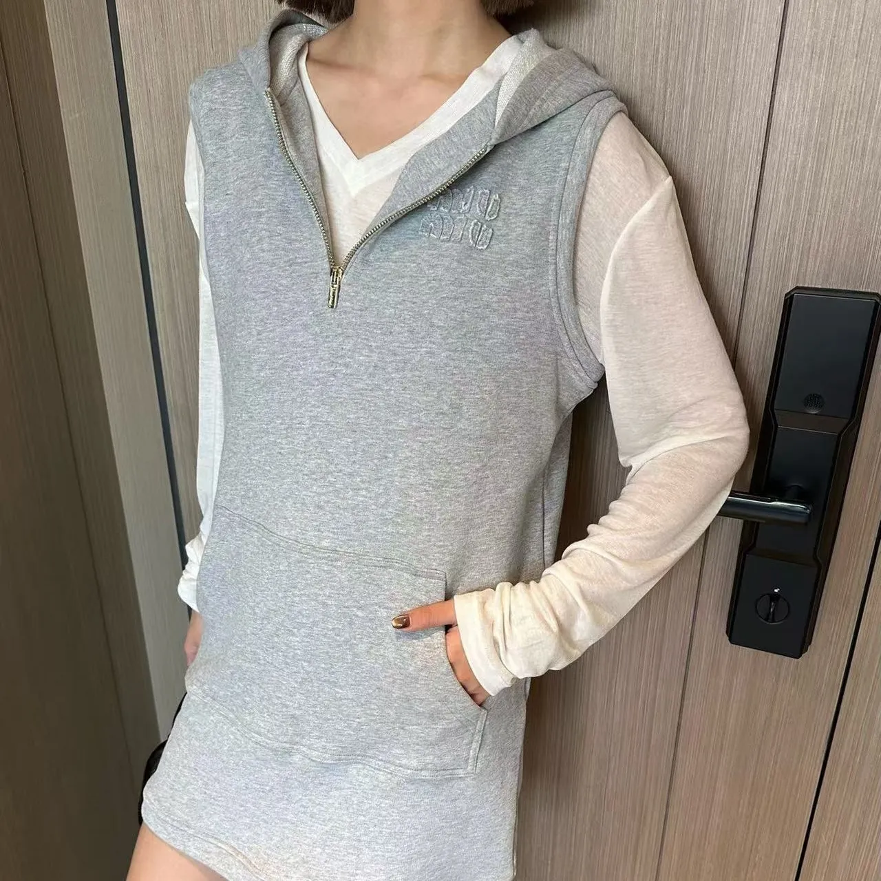 『S-L』ノースリーブ コットン ニット アップリケ レタリング ノースリーブ フード付き ワンピース