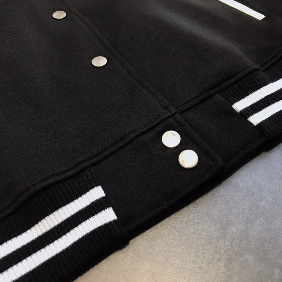 『M-L』カラーブロック 刺繍ロゴ ファッショナブル クラシック トレンディ スタジャン