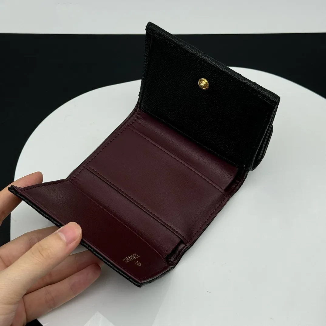本革 スタイリッシュクラシック 高品質 正規品保証 カードケース デパート専用ギフトボックス付き 財布