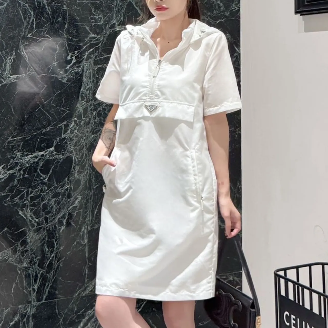 『S-L』春夏 最新シリーズ 帽子取り外し可能な ハーフジップ パーカー 半袖 ワンピース