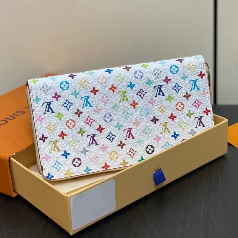 安定感抜群 正規品保証 トレンド カラフル 本革 財布 デパート専用ギフトボックス付き