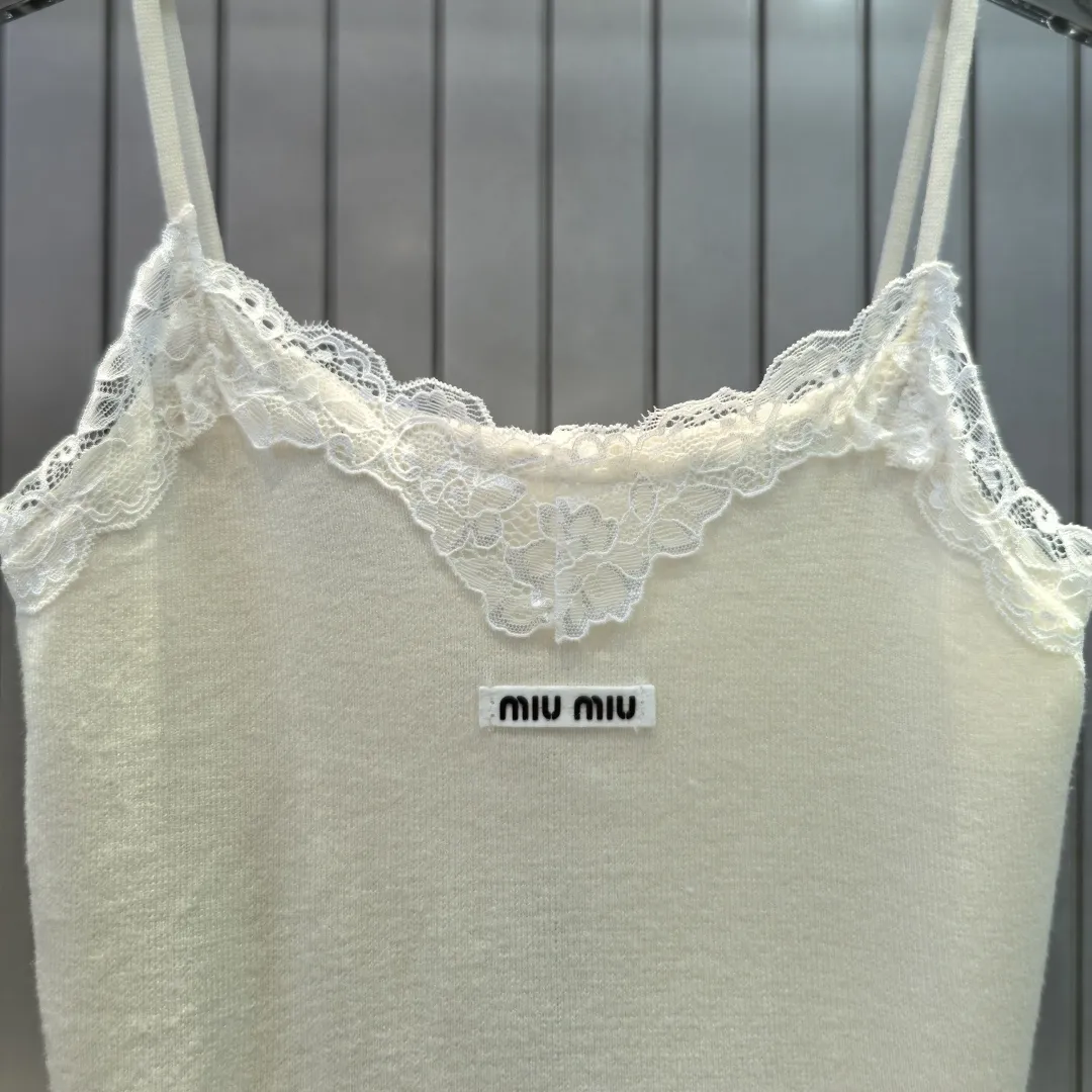 『フリーサイズ』優しい雰囲気 好感度UP アクティブ ラフ エッジィ タンクトップ