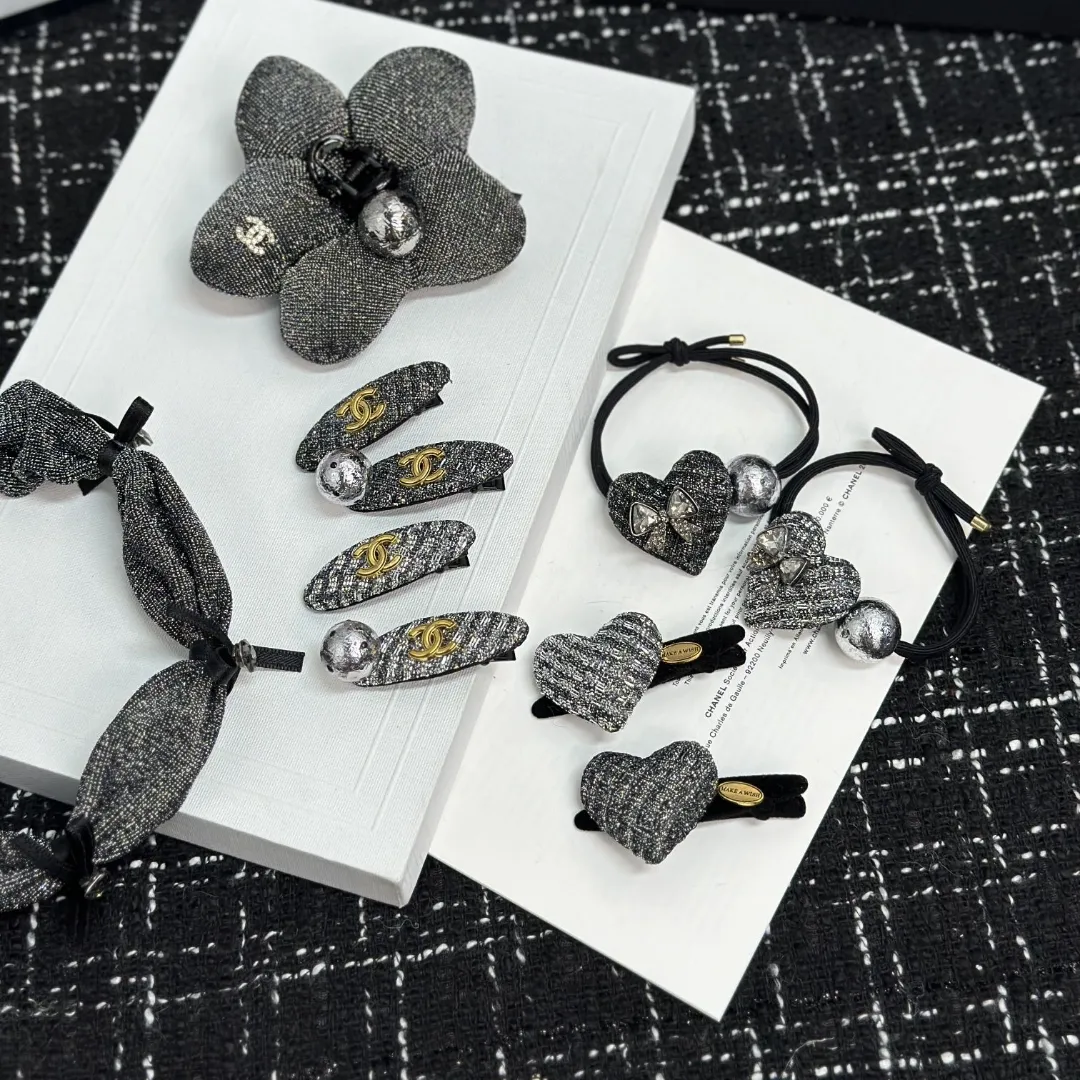 新作入荷 高級感 こだわったデザイン クラシック モード系 シンプル ヘアアクセサリー