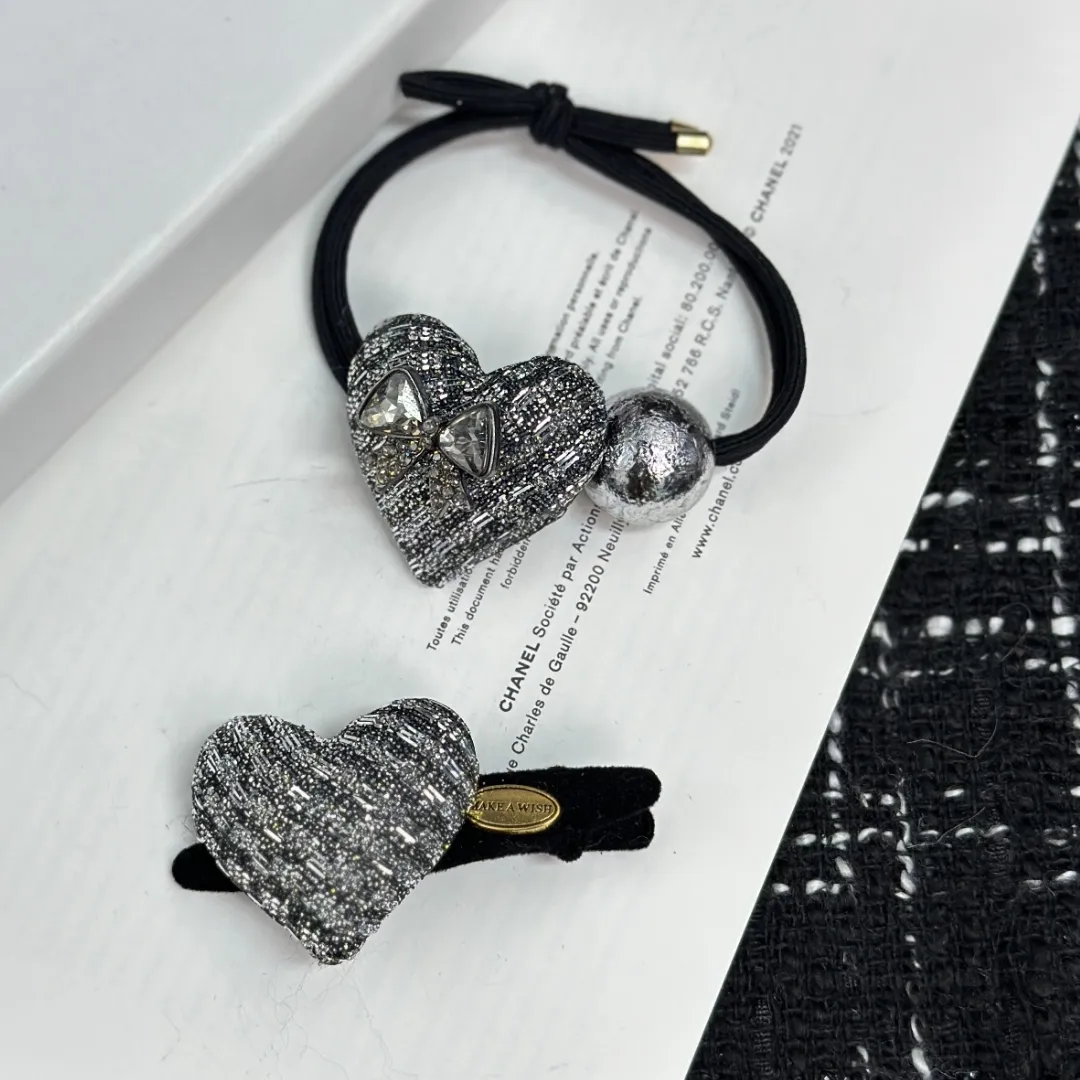 新作入荷 高級感 こだわったデザイン クラシック モード系 シンプル ヘアアクセサリー