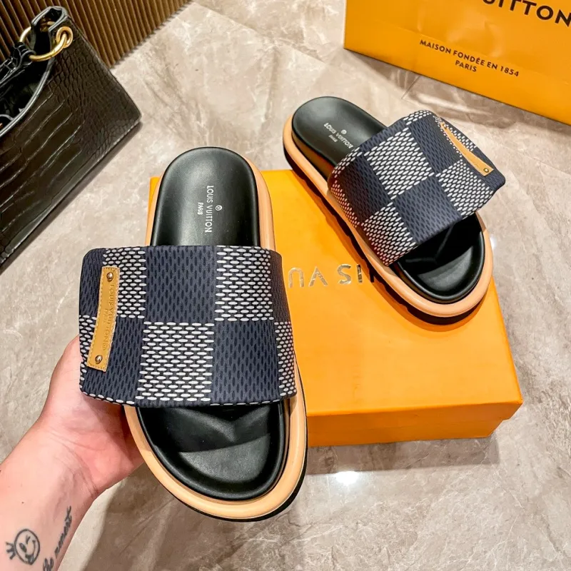 『35-46』絶対欲しい シンプル クラシック ファッション 高品質 合わせやすい スリッパ