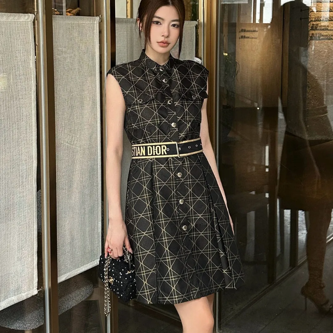 『S-L』高級質感 立体シルエット ベストドレス 脚線美効果 オールシーズン着回しワンピース