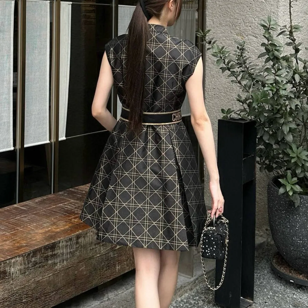 『S-L』高級質感 立体シルエット ベストドレス 脚線美効果 オールシーズン着回しワンピース