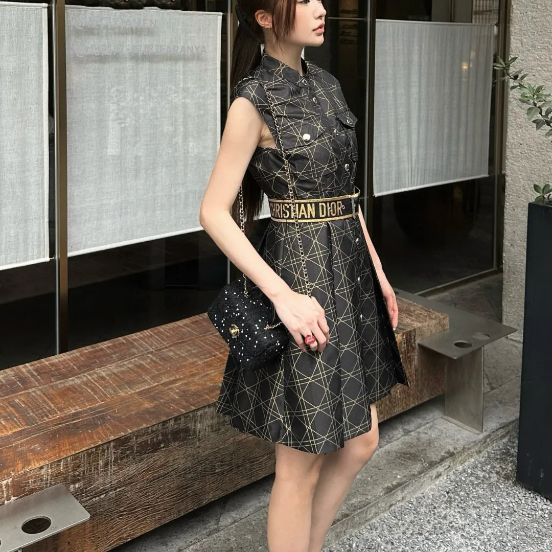『S-L』高級質感 立体シルエット ベストドレス 脚線美効果 オールシーズン着回しワンピース