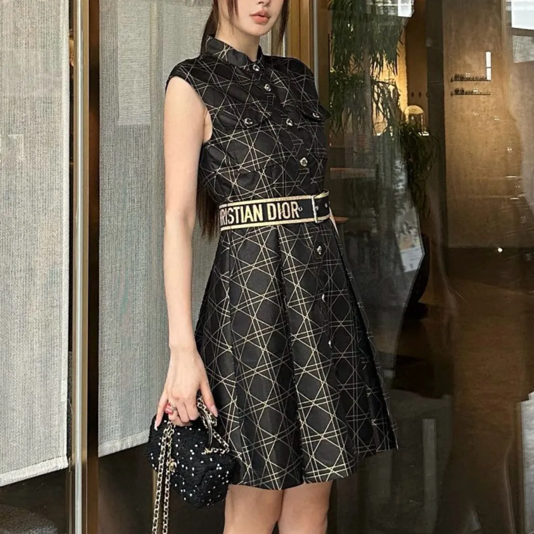 『S-L』高級質感 立体シルエット ベストドレス 脚線美効果 オールシーズン着回しワンピース