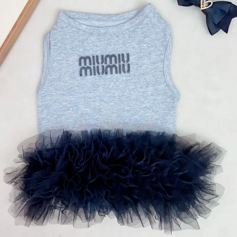 爆売れ中 可愛い スウィート脱ぎやすい 伸縮性 速乾 レース ペット服