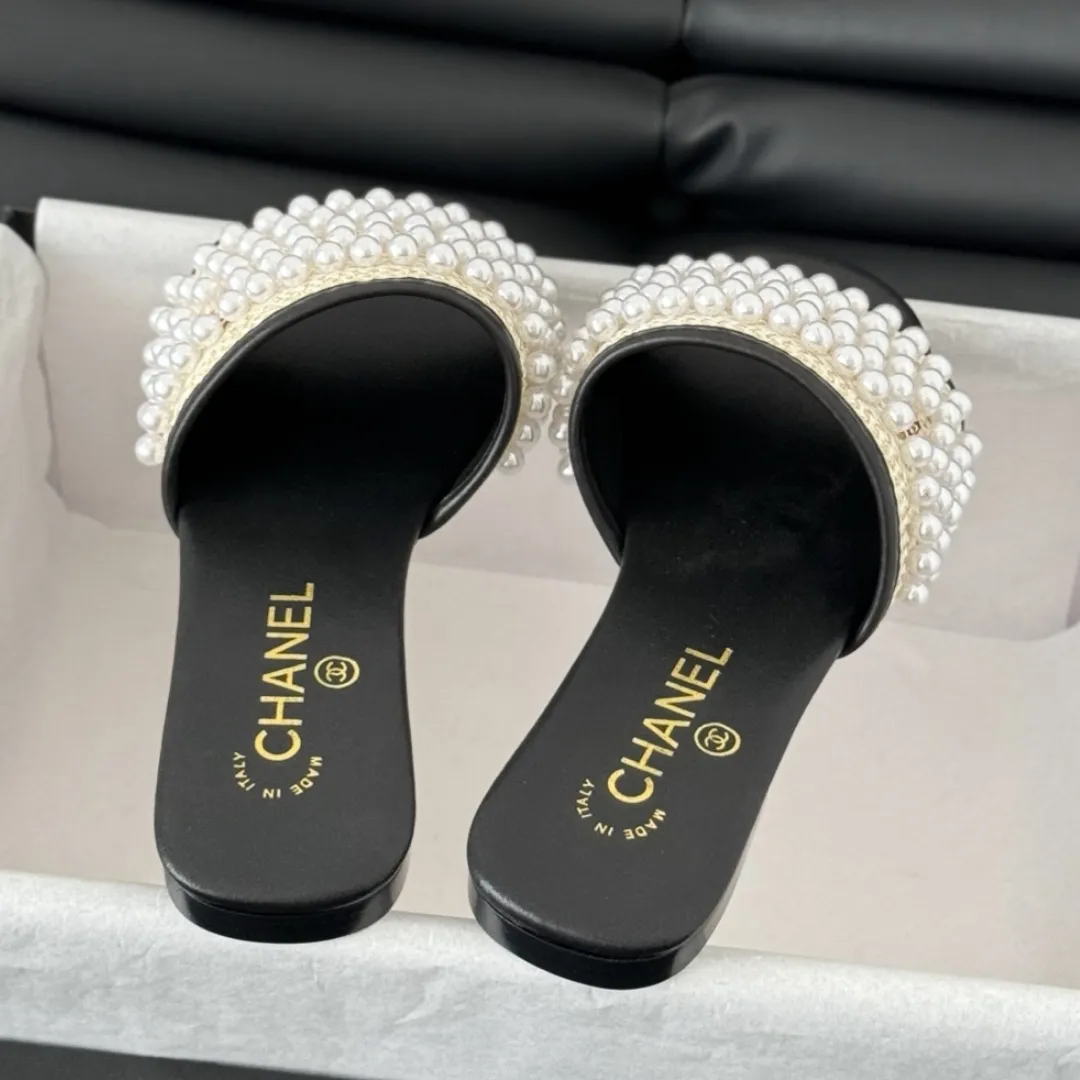 『35-40』夏の夜に似合う ハイクラス パールが輝く ハンドメイド パールサンダル