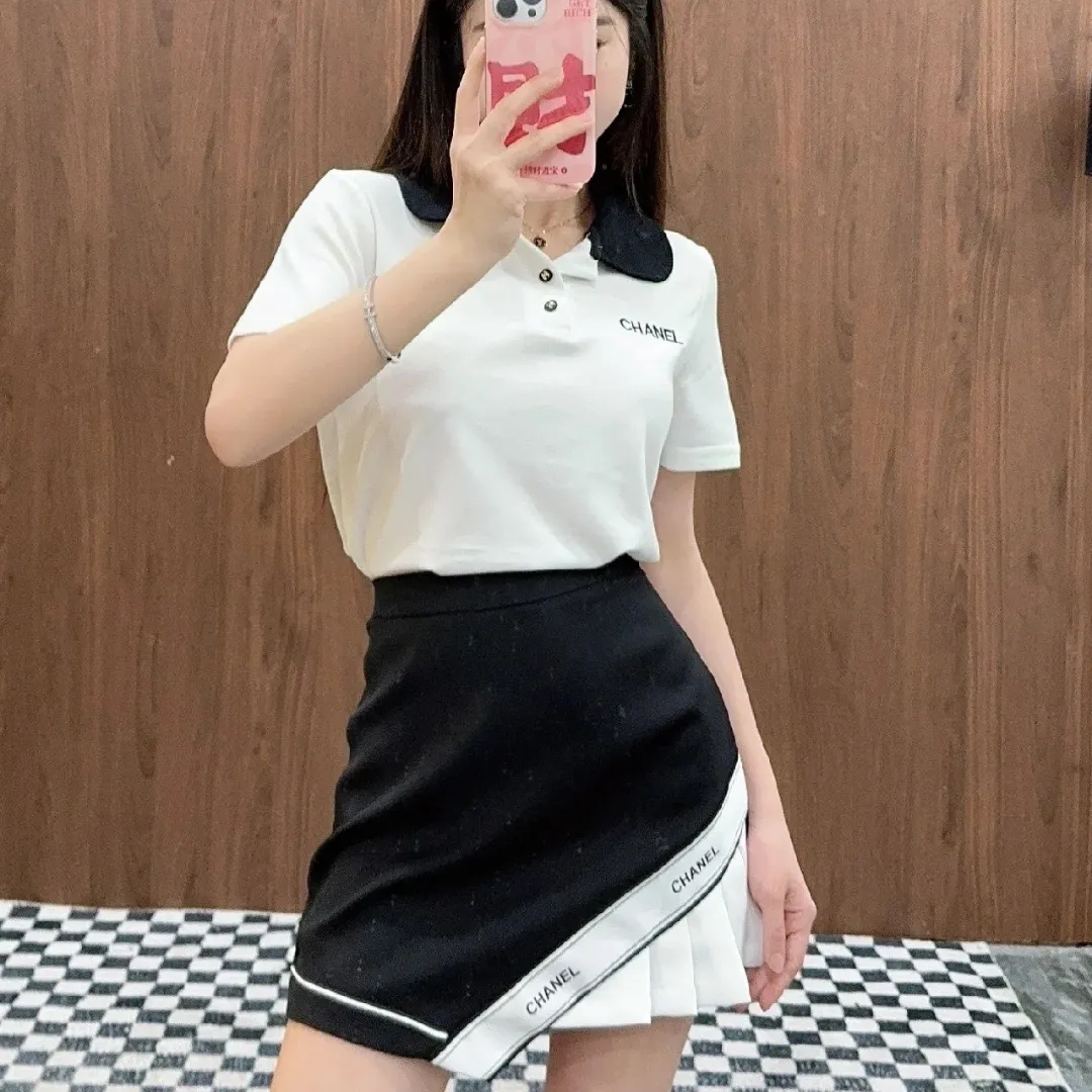 『S-L』プレミアム素材使用 洗練されたデザイン 大人可愛い フェミニン トレンディ モード系 Ｔシャツ スカート