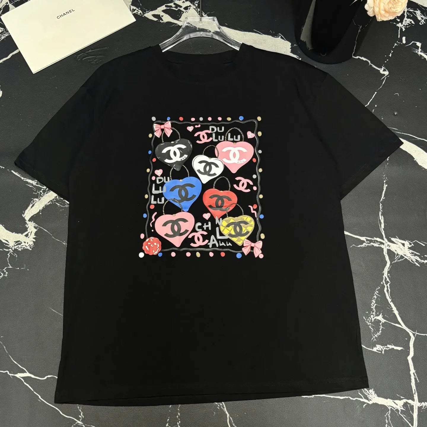 『S-4XL』オシャレ度UP 体型カバー 大人可愛い リッチな仕上がり ゆったりシルエット Ｔシャツ