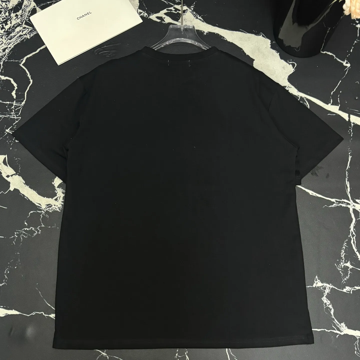 『S-4XL』オシャレ度UP 体型カバー 大人可愛い リッチな仕上がり ゆったりシルエット Ｔシャツ