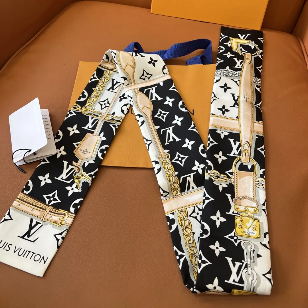 優雅 デイリーコーデに大活躍 上品 魅力的 贅沢感アップ 華奢な印象を与える スカーフ