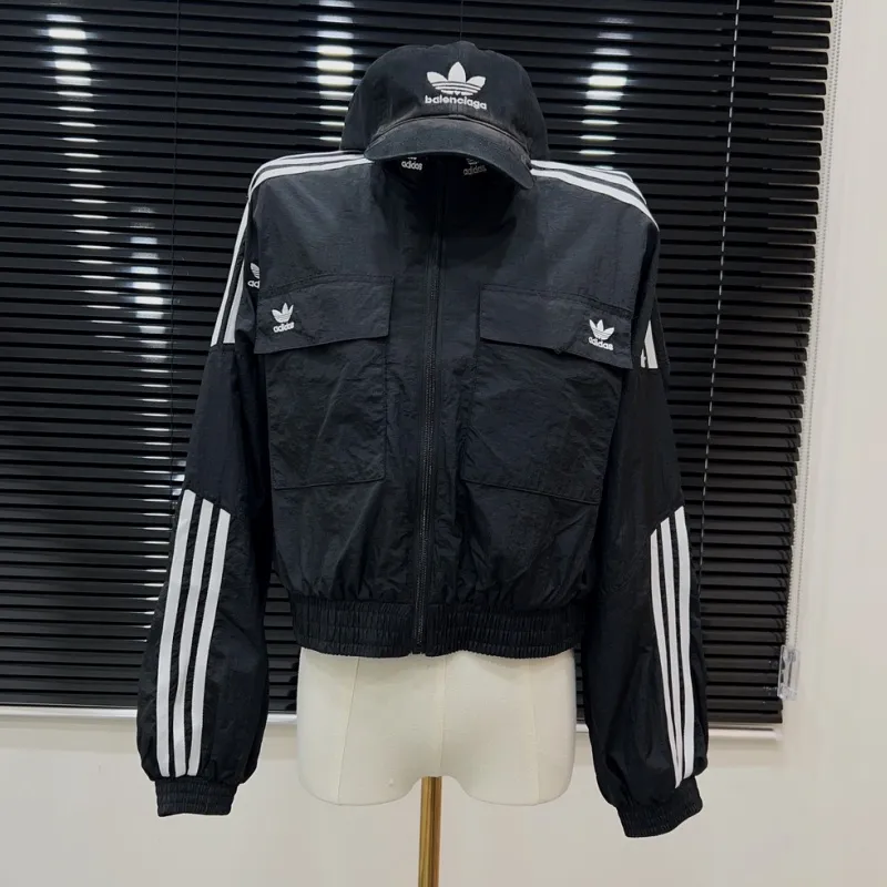 『S-XL』元気いっぱい シンプル カジュアル スポーツクール 快適 軽量 合わせやすい アウター