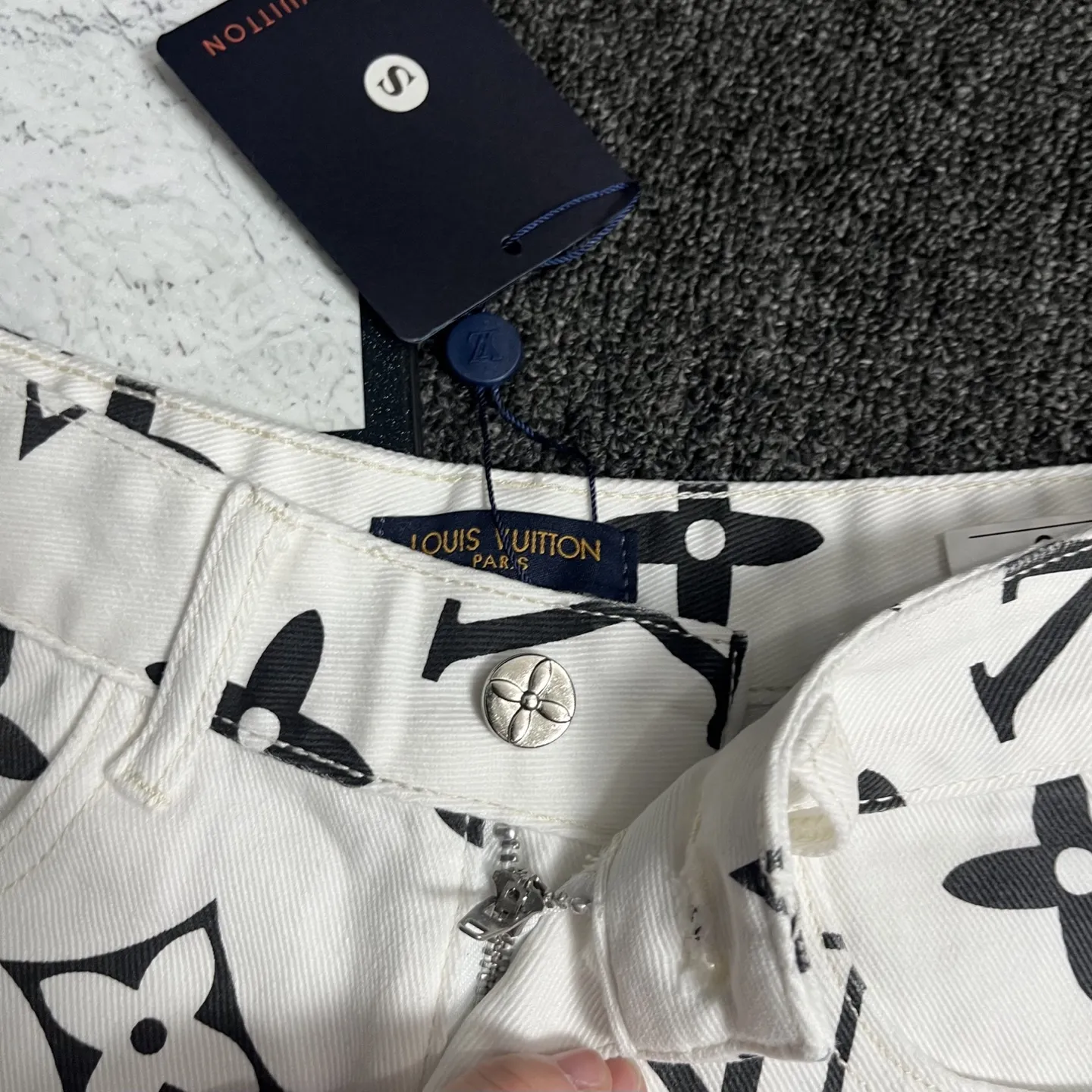 『S-XL』スタイルアップ間違いなし オシャレ度UP ホワイト プリント柄 デニムショートパンツ