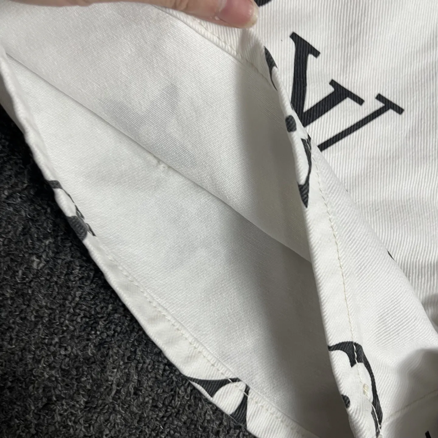 『S-XL』スタイルアップ間違いなし オシャレ度UP ホワイト プリント柄 デニムショートパンツ