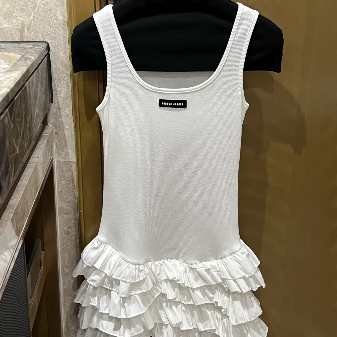 『S-L』少女らしさ満点 質感が良い 脚長効果 裾のプリーツ ケーキスカート キャミソールドレス