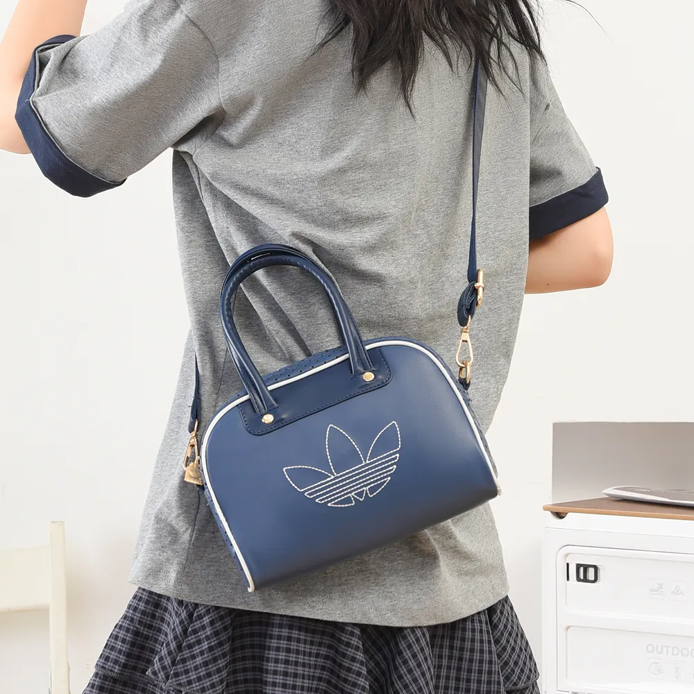 今が買い時 デイリー使いに最適 トレンド最先端 シーズン必須アイテム ショルダーバッグ