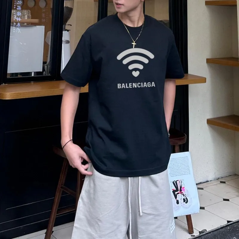 『S-4XL』今季も大流行プレミアム感 軽量で通気性抜群 着瘦せ 合わせやすい 日常Ｔシャツ