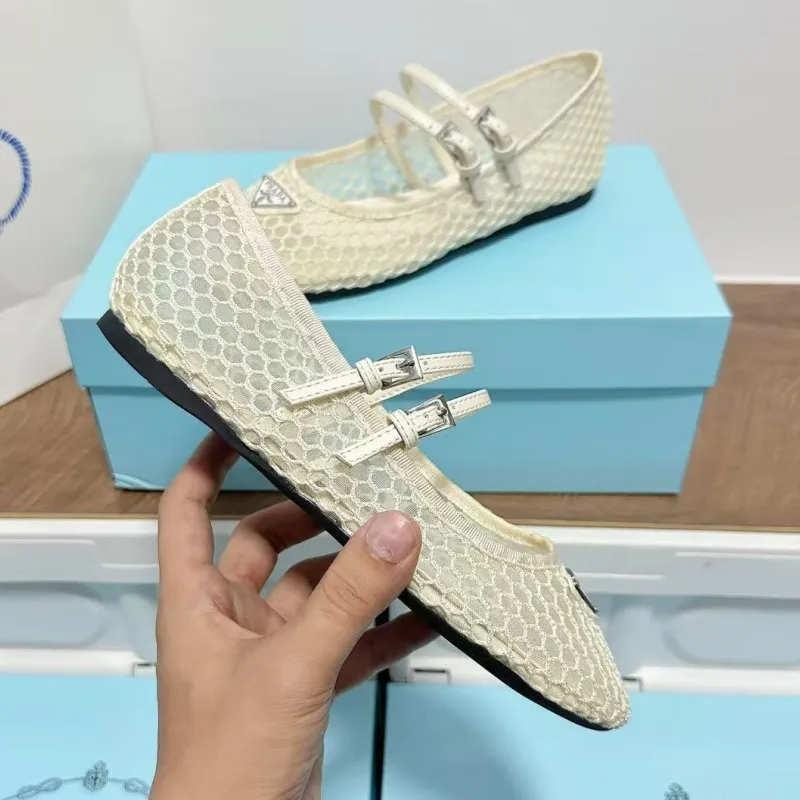 『35-40』売れ筋 トレンド シンプル フィット感抜群 蒸れにくい 日常使い カジュアルシューズ