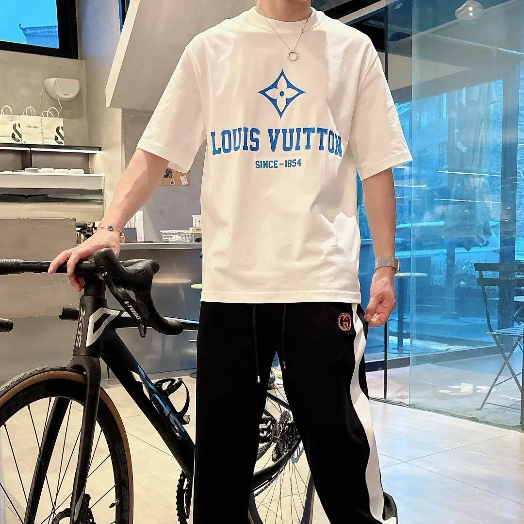 『S-4XL』ベーシックデザイン シンプル＆スマート モノトーンコーデに最適 Tシャツ
