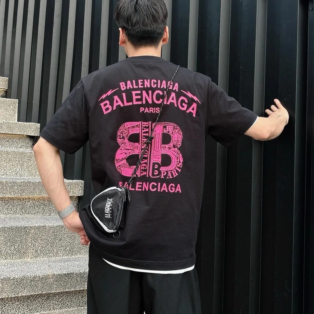『S-4XL』デイリー使いに最適 重ね着にも対応 洗練された大人カジュアル ヴィンテージ風プリント Tシャツ