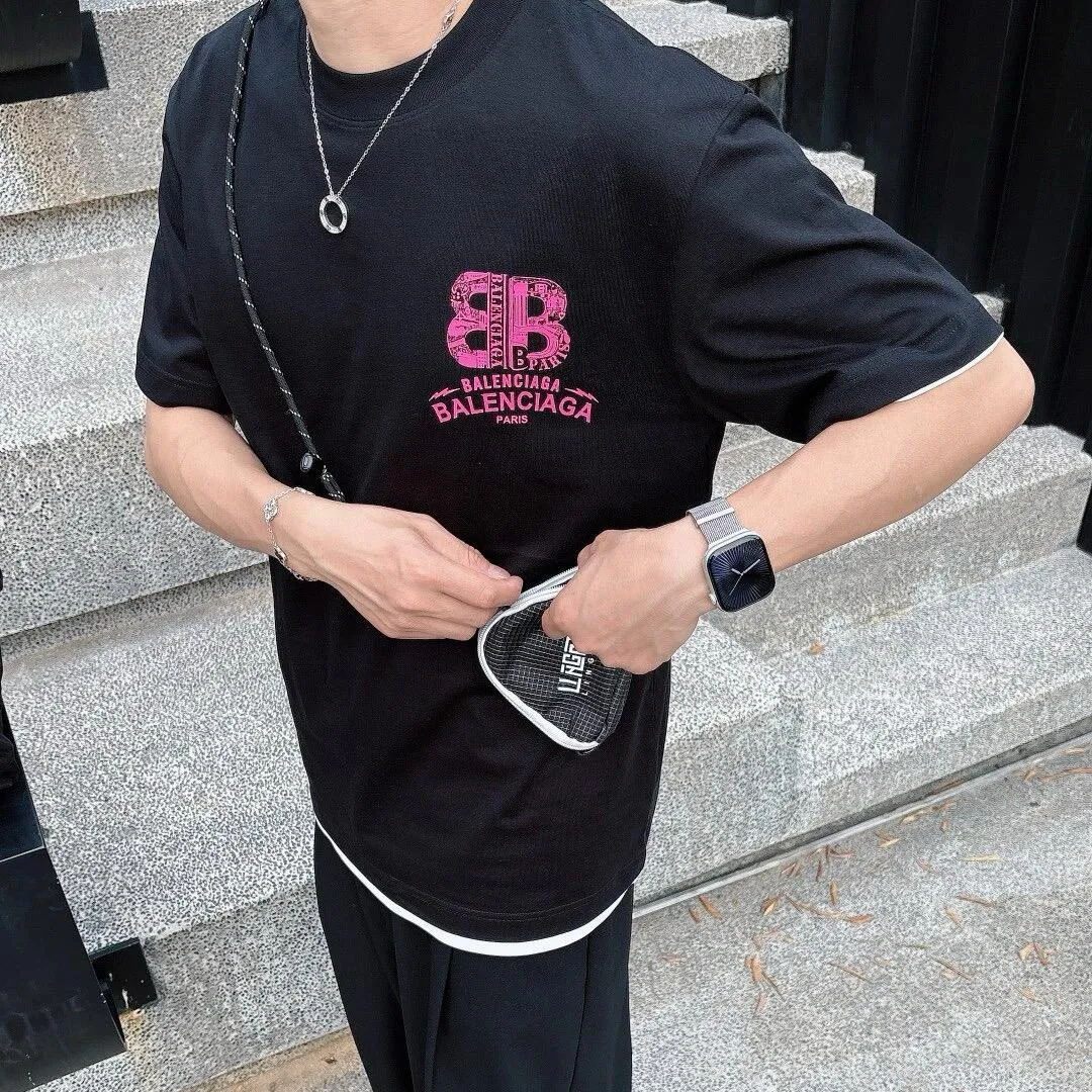 『S-4XL』デイリー使いに最適 重ね着にも対応 洗練された大人カジュアル ヴィンテージ風プリント Tシャツ