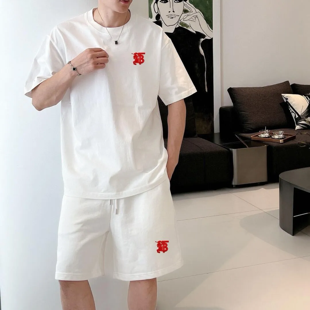 『M-4XL』着心地バツグン デイリー使いに最適 ゆったりシルエット モノトーン刺繍Ｔシャツ ショートパンツ セット