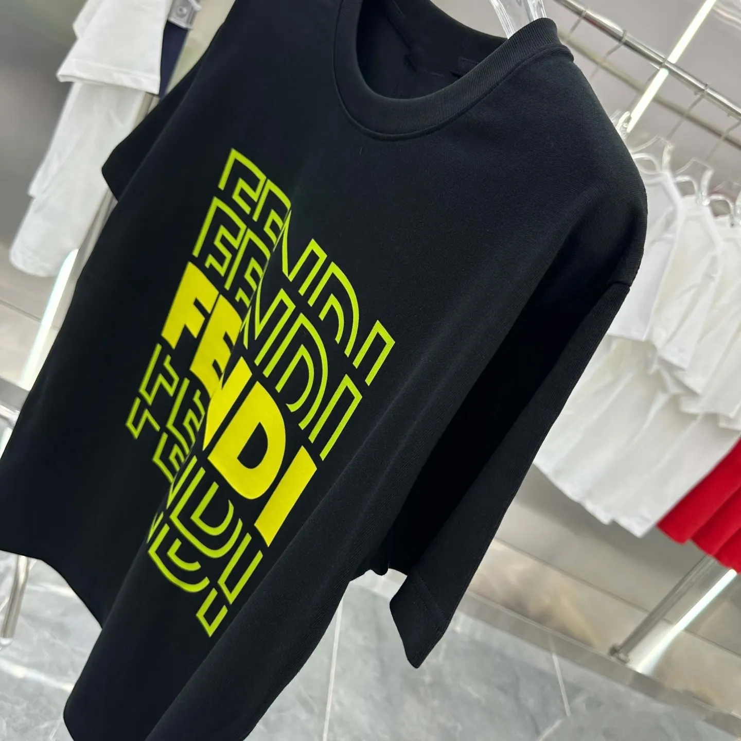 『S-4XL』着心地良いクラシック快適 カジュアル シンプル 高品質 通気性 合わせやすい Ｔシャツ