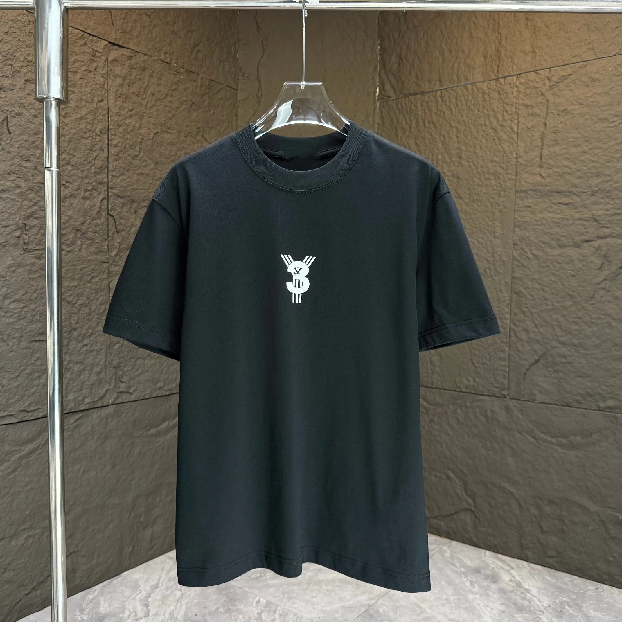 『S-4XL』季節を先取り プレミアム素材使用 特別感のある一品 ストリート系 立体感のある Tシャツ