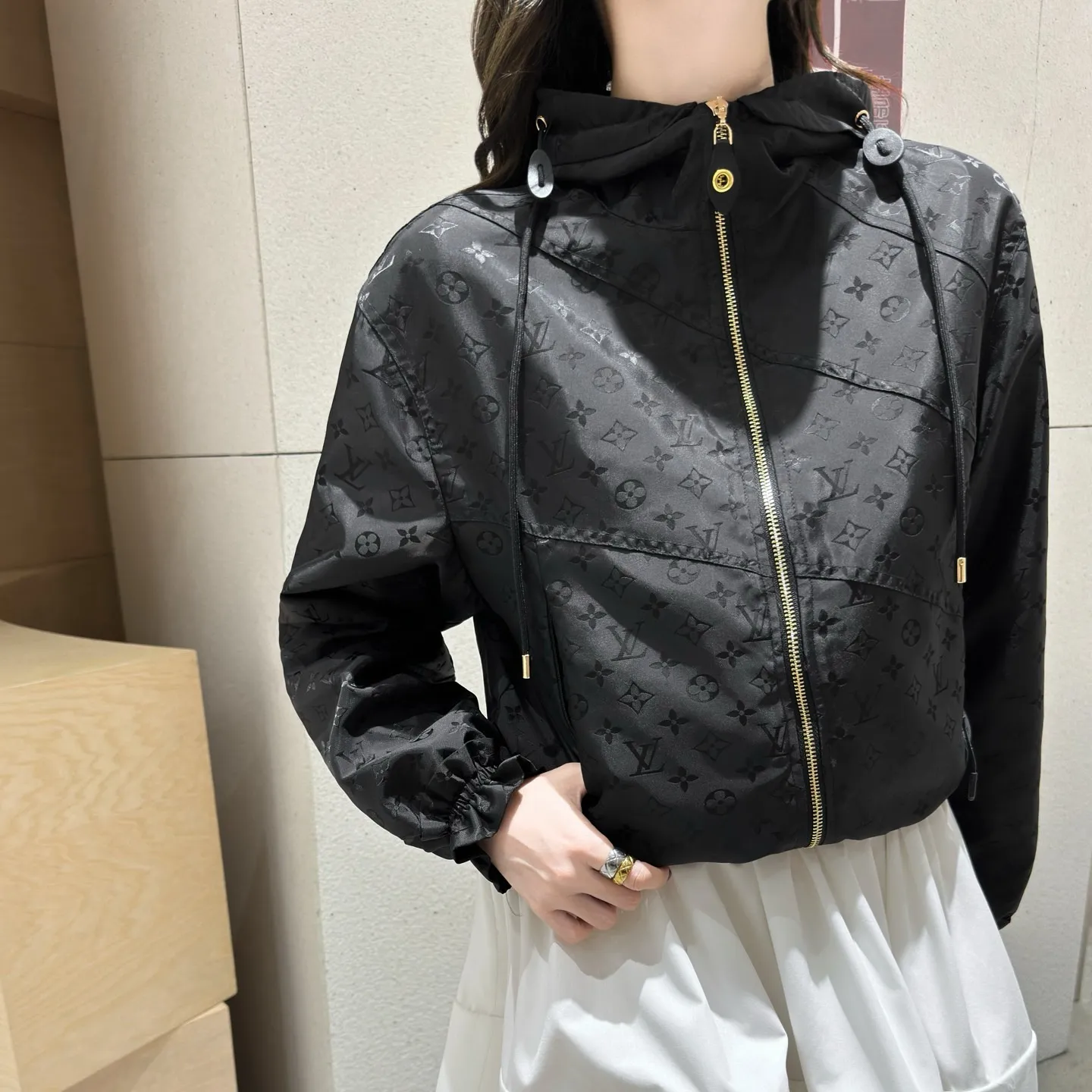 『S-L』大人気 着回し最強 高級感 テクスチャー 立体 裁断 上品 おしゃれ UVカット アウター